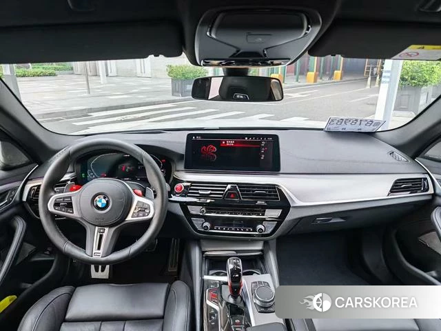 BMW M5 2023 Белый из Китая