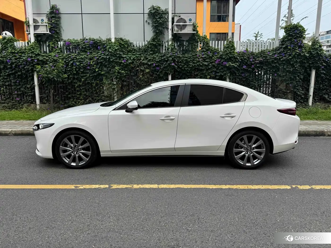Mazda 3 2025 Белый из Китая