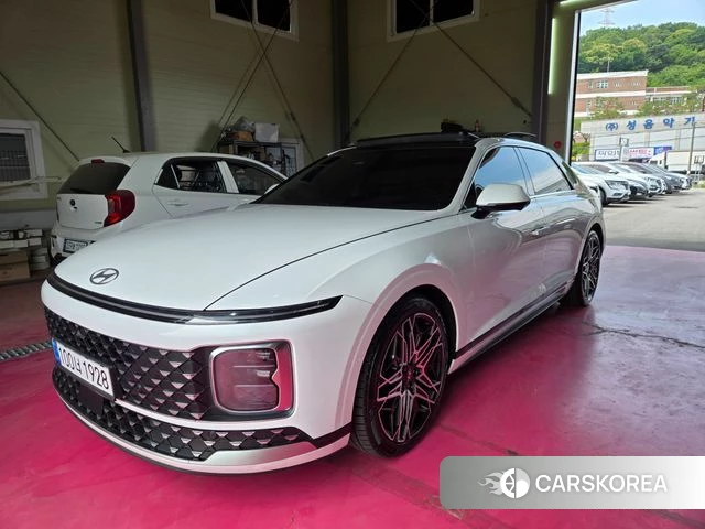 Hyundai Grandeur (GN7) 2023 Белый из Кореи