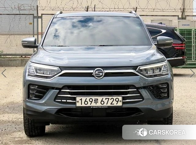 Ssangyong Beautiful Korando 2020 Цвет галактики из Кореи