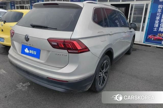 Volkswagen Tiguan L 2021 Серебристо-серый из Китая