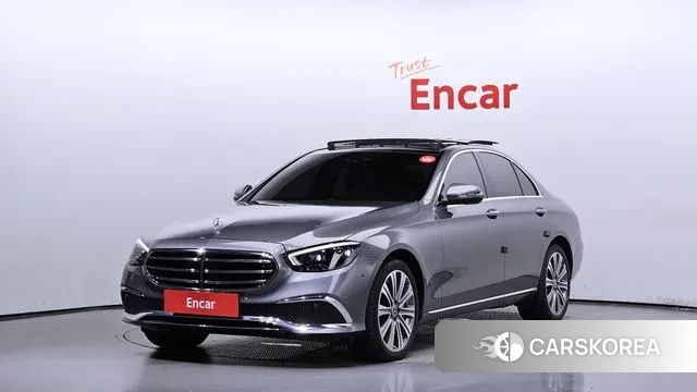 Mercedes-Benz E-Class W213 2021 Серый из Кореи