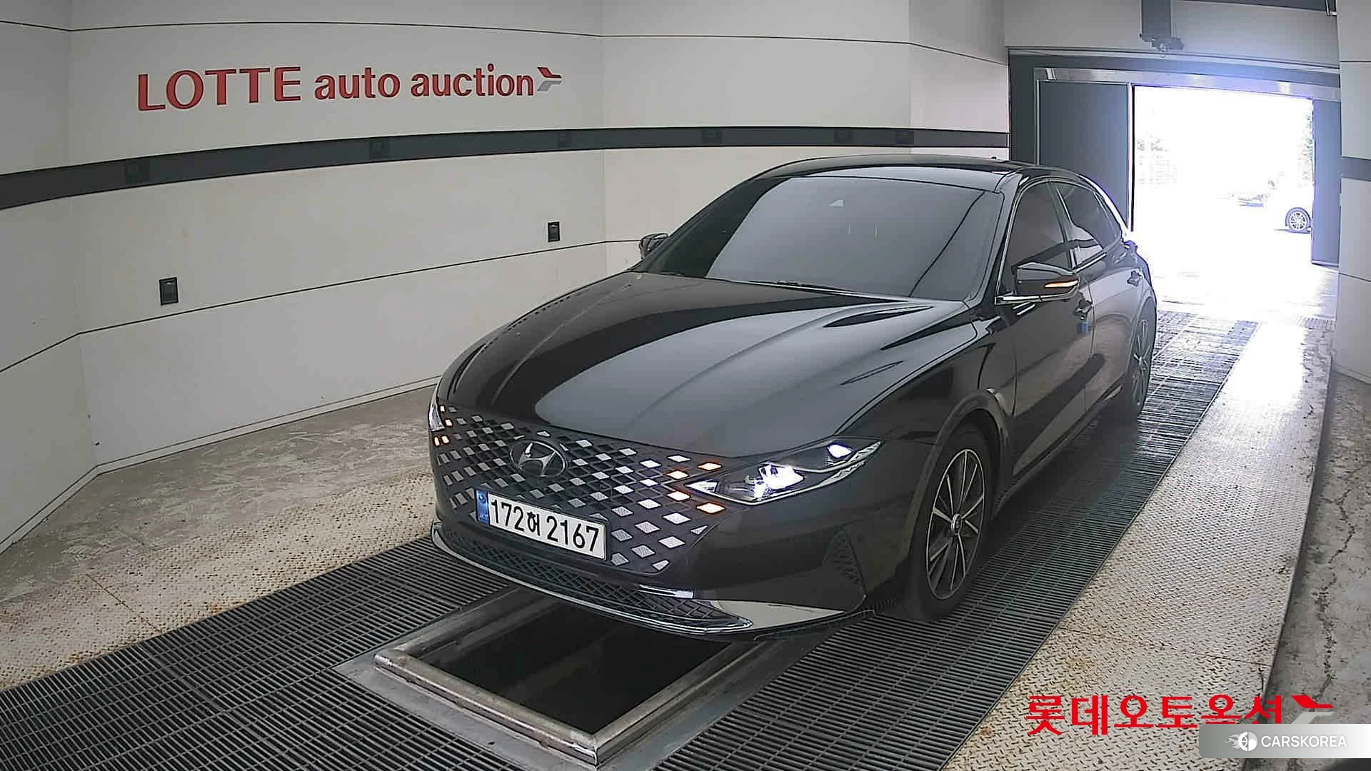 Hyundai Grandeur 2023 Midnight Black Pearl из Кореи