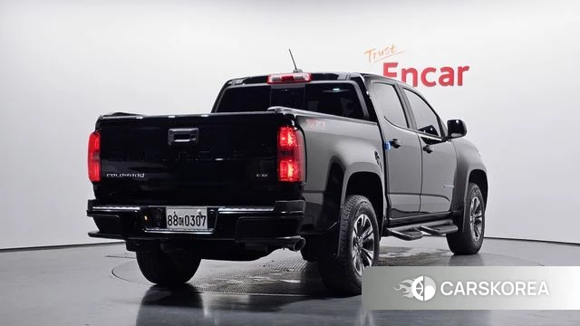 Chevrolet (GM Daewoo) Real New Colorado 2021 Черный из Кореи