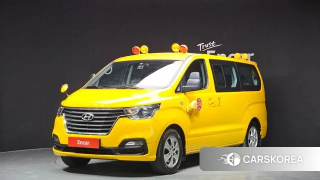 Hyundai The New Grand Starex 2019 Желтый из Кореи