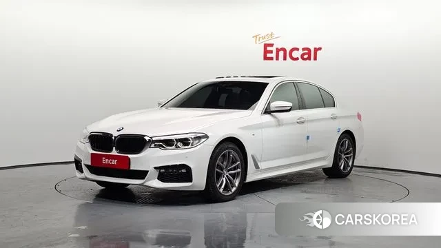 BMW 5 Series (G30) 2018 Белый из Кореи