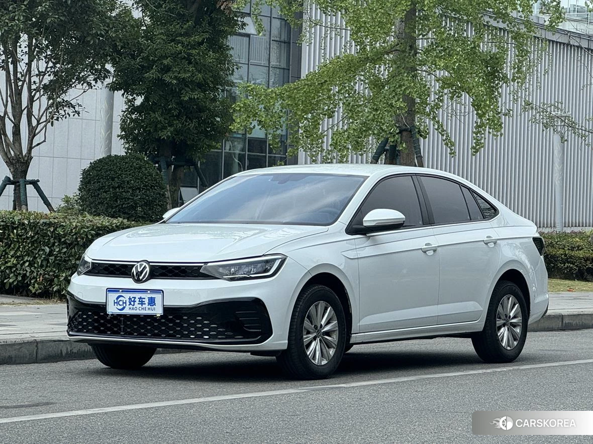Volkswagen Lavida 2024 Белый из Китая