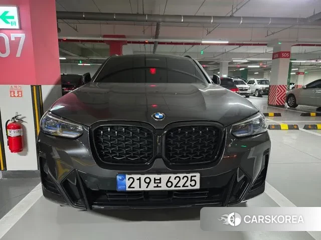 BMW X4 (G02) 2023 Серый из Кореи