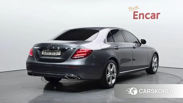 Mercedes-Benz E-Class W213 id 4520922 из Кореи