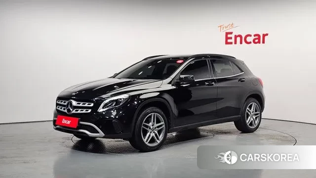 Mercedes-Benz GLA-Class X156 2018 Черный из Кореи