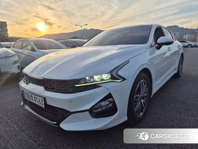 Kia K5 3rd generation 2023 Белый из Кореи