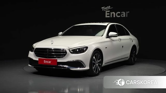 Mercedes-Benz E-Class W213 2020 Белый из Кореи