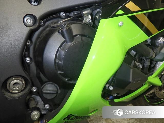 Engine photo