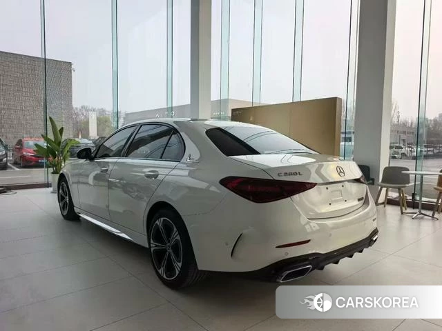 Mercedes-Benz Class C 2022 Белый из Китая