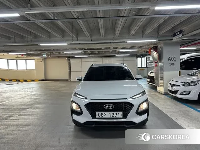 Hyundai Kona 2019 Белый из Кореи