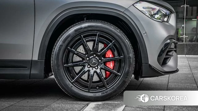 Mercedes-Benz GLA AMG 2022 Серебристо-серый из Китая