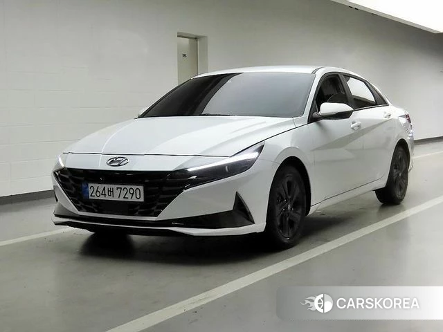 Hyundai Avante Hybrid (CN7) 2022 Белый из Кореи