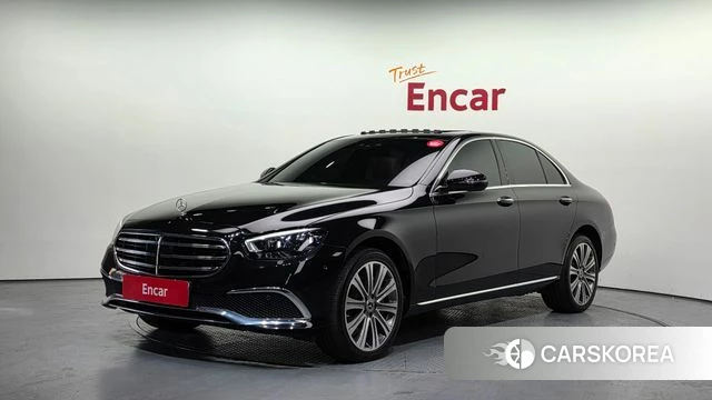 Mercedes-Benz E-Class W213 2022 Черный из Кореи