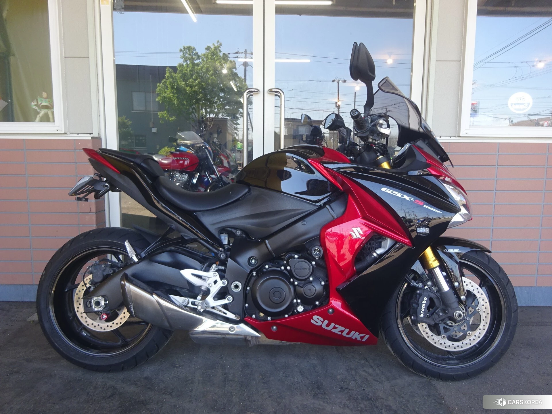 Проданный Suzuki GSX-S1000F 2015 из Японии, фото 2