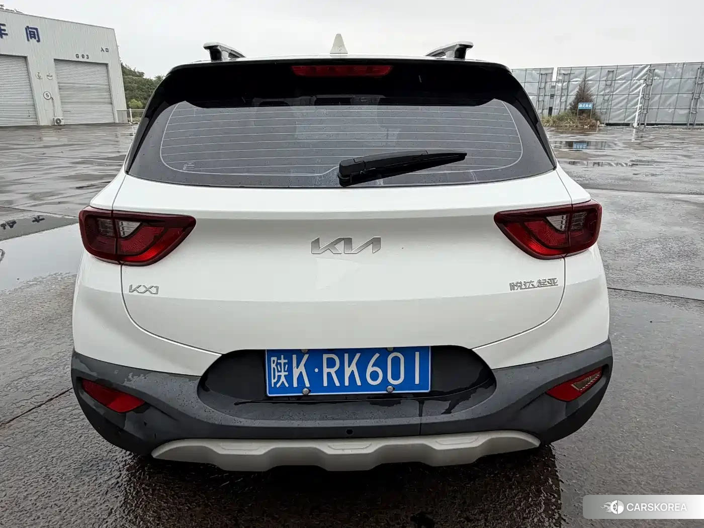Kia KX1 2023 Белый из Китая