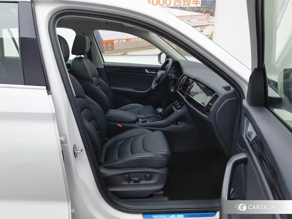 Skoda Kodiaq 2019 Белый из Китая