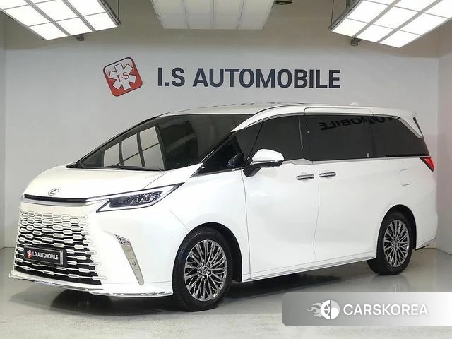 Lexus LM Second Generation 2025 Белый из Кореи