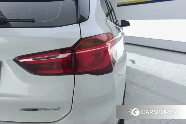 BMW X1 2018 Белый из Китая