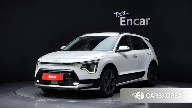 Kia Di Ol Nu Niro 2022 Белый из Кореи