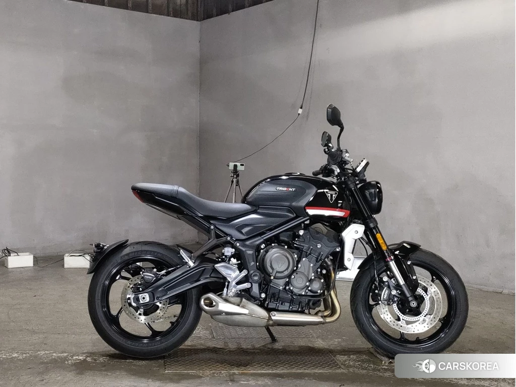Проданный Triumph TRIDENT 660 2023 из Японии