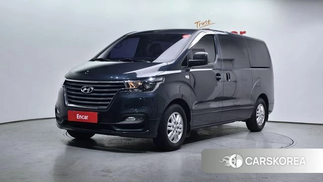 Hyundai The New Grand Starex 2018 Серебристо-серый из Кореи