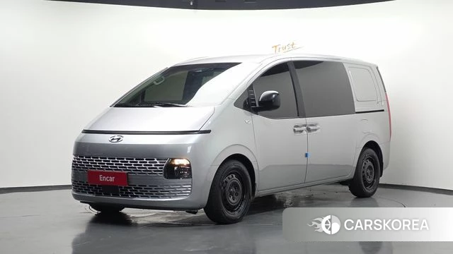 Hyundai Staria 2022 Серебряный из Кореи