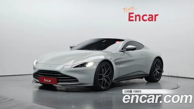 Aston Martin Vantage 2nd Generation 2023 Серебристо-серый из Кореи