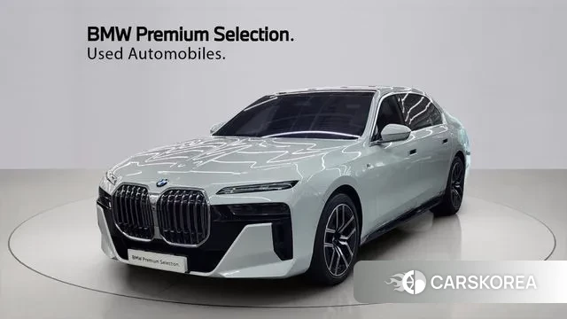 BMW 7 Series (G70) 2024 Белый из Кореи