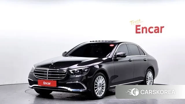 Mercedes-Benz E-Class W213 2021 Серый из Кореи