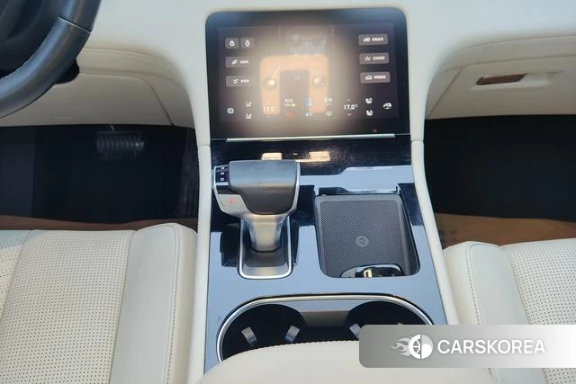 Ideal car Ideal ONE 2020 Темно-серый из Китая