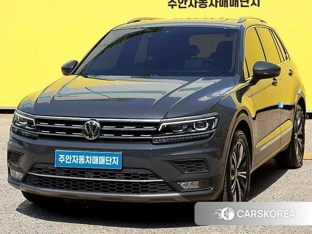Volkswagen Tiguan second Generation 2019 Серый из Кореи