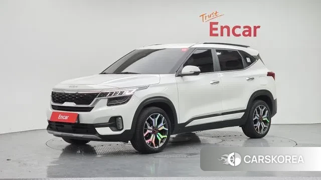 Kia Seltos 2021 Белый из Кореи