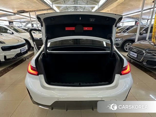 BMW 3 series 2024 Белый из Китая