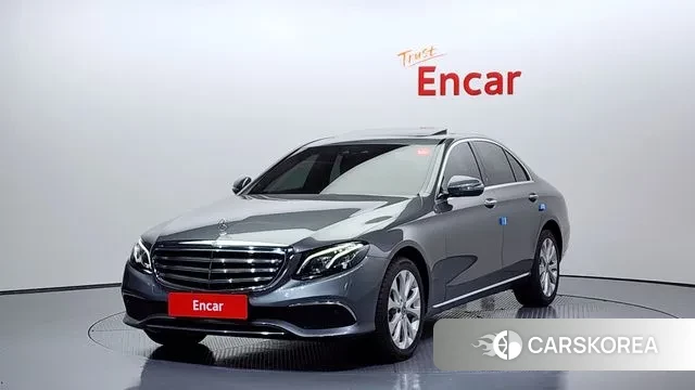 Mercedes-Benz E-Class W213 2018 Серый из Кореи
