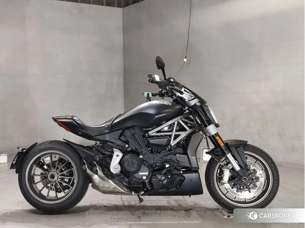 Проданный Ducati X DIAVEL 2016 из Японии, фото 2