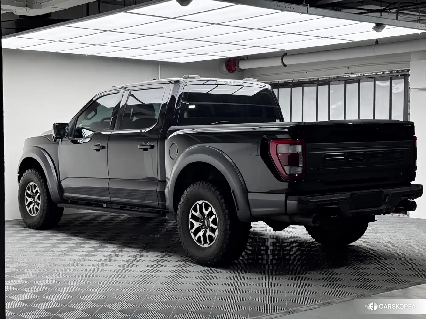 Ford F-150 2023 Черный из Китая, фото 2