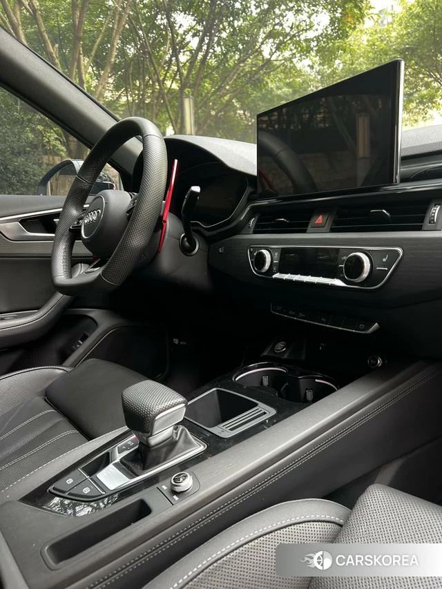 Audi A4L 2024 Белый из Китая