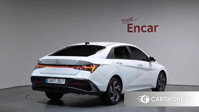 Hyundai The New Avante (CN7) 2025 Белый из Кореи