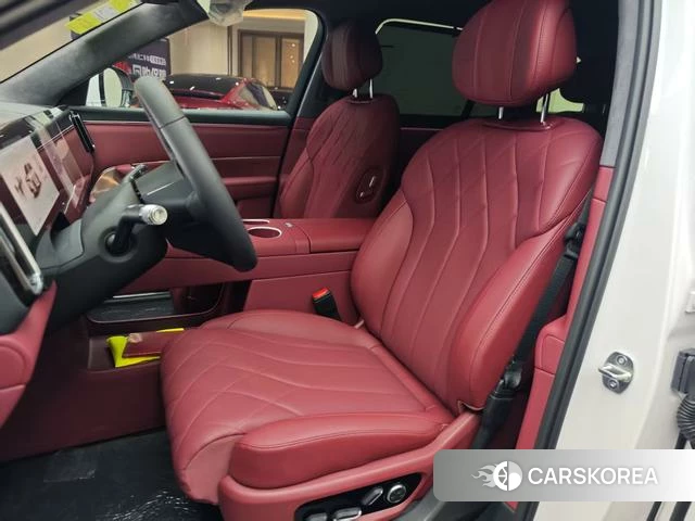 AITO Ask the world M8 2026 Белый из Китая