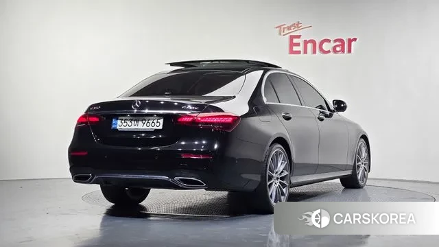 Mercedes-Benz E-Class W213 2021 Черный из Кореи