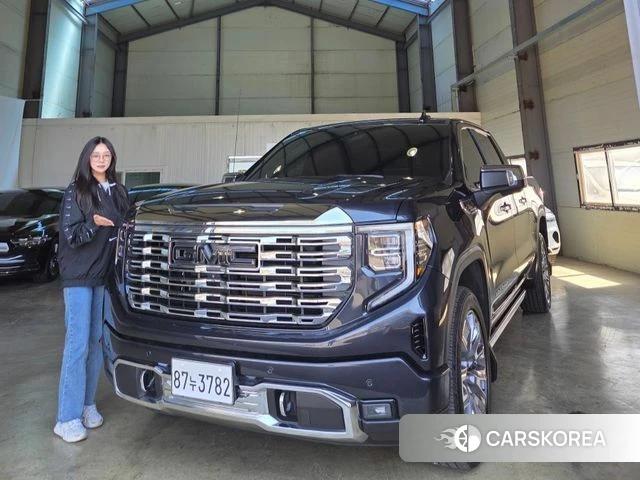 GMC Sierra 2023 Серый из Кореи