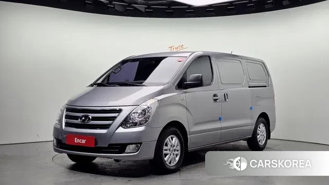 Hyundai Grand Starex 2018 Серебряный из Кореи