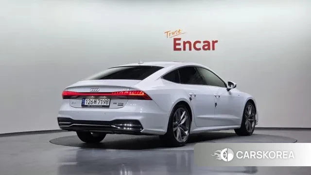 Audi A7 (4K) 2021 Белый из Кореи