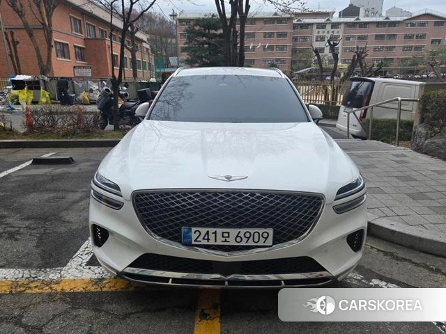 Genesis GV70 2023 Белый из Кореи