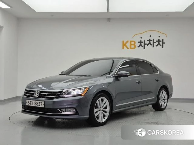 Volkswagen The New Passat 2018 Серебристо-серый из Кореи